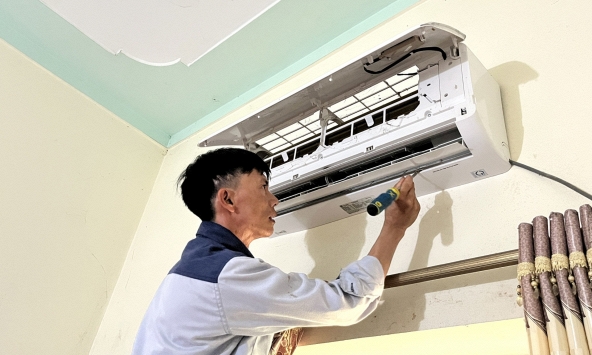 Thợ điện lạnh tiết lộ thời điểm nên tắt điều hòa để tiết kiệm điện
