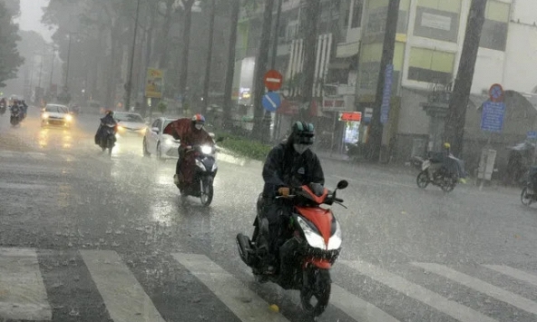 Ngày mai, nắng nóng chính thức chấm dứt ở miền Bắc, nhiệt độ giảm mạnh