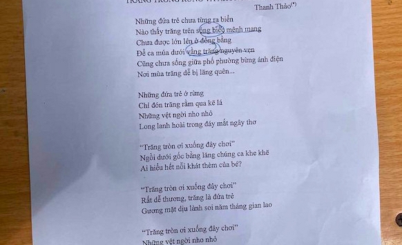 Đề Văn thi vào 10 Hà Nội 2026: 'Xã hội cần nhiều gắn kết nhưng một số bạn trẻ lại đang dần mất đi sự kết nối...'