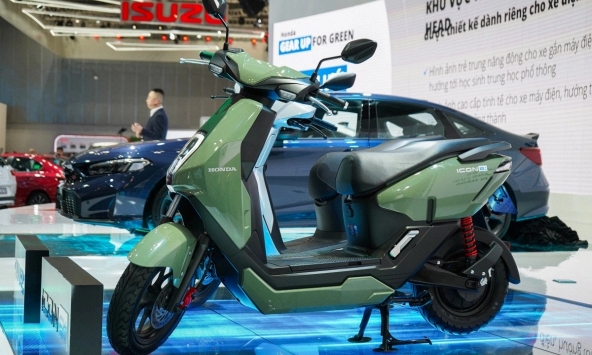Xe máy điện Honda giảm kỷ lục gần 15 triệu đồng