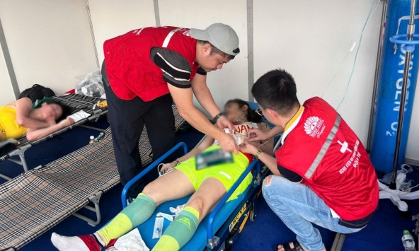 Bác sĩ cảnh báo: Nguy cơ tổn thương NÃO vì chơi thể thao mùa hè sai cách