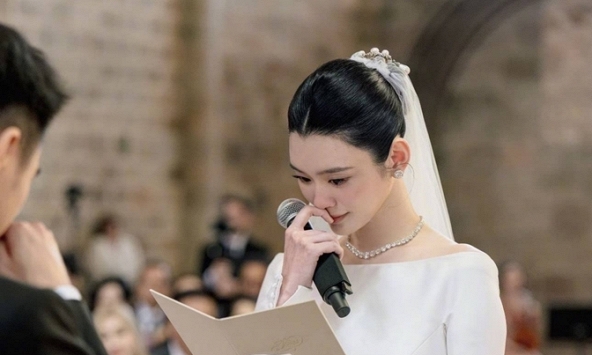 Hôn lễ của thiếu gia - “thiên thần” tưởng hào nhoáng nhưng lại không được nhà chồng hào môn coi trọng