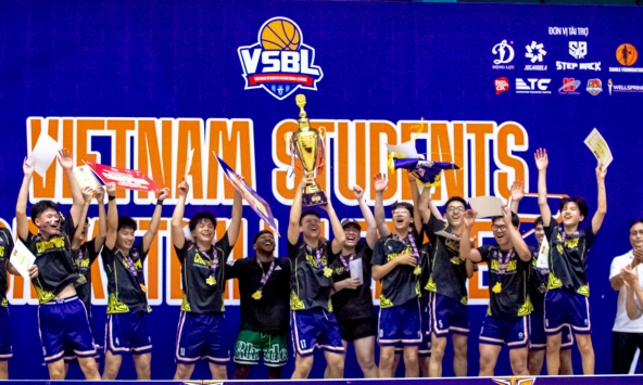 Lộ diện những nhà vua mới của giải bóng rổ học đường VSBL mùa 5 sau loạt trận chung kết rực lửa