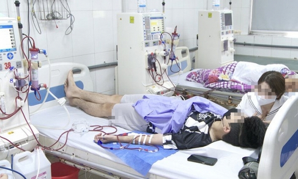 Người đàn ông 28 tuổi ngửi mùi rượu bia là... sợ nhưng suy thận cấp: Hóa ra tại 1 loại nước 'vạn người mê'