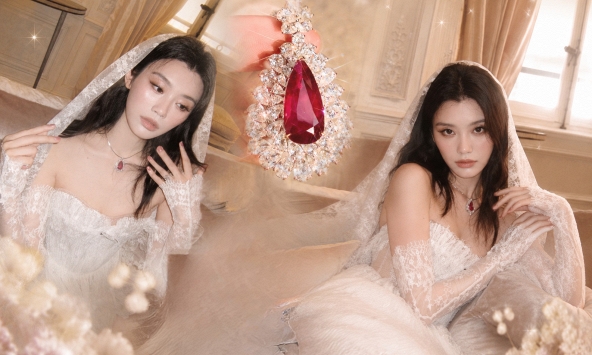 Sau đám cưới Hề Mộng Dao, dân tình truy tìm viên hồng ngọc 'Vương giả chi sắc' - 'Tứ thái truyền thừa' của gia tộc trùm sòng bạc Macau