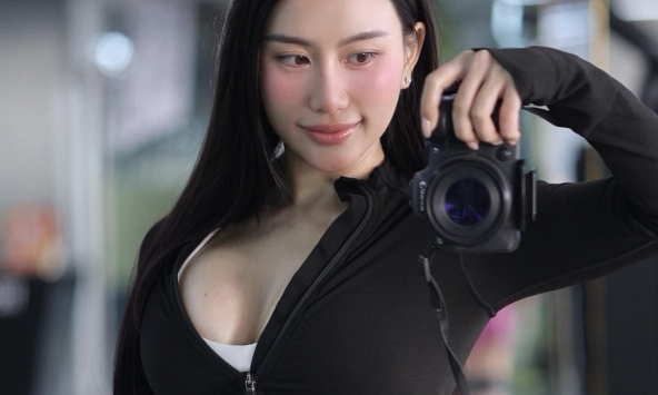 Vóc dáng U40 cực chuẩn chỉnh, hot gymer Trang Lê khiến người xem trầm trồ, tất cả đều tới từ lối sống kỷ luật