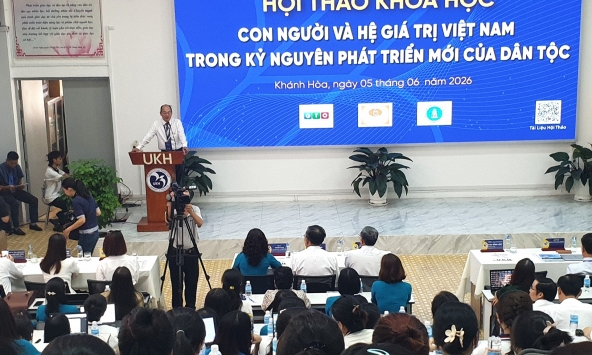 Gắn nghiên cứu con người và hệ giá trị Việt Nam với thực tiễn phát triển đất nước