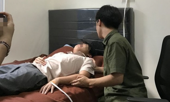 Nam sinh 14 tuổi vô tình phát hiện ung thư phổi khi khám dạ dày, bác sĩ tìm ra 1 'bí mật gây sốc' trong gia đình