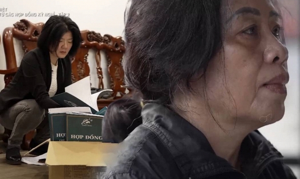Nỗi đau không lối thoát của người già sập bẫy hợp đồng kỳ nghỉ Cắm sổ đỏ, cầm sổ hưu, bán cả kỷ vật của người thân vì lời hứa