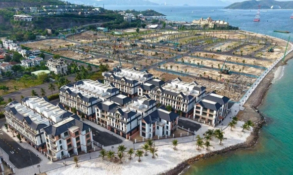 “Symphony of the Pearl Bay” vẽ bức tranh về chuẩn sống trong mơ bên vịnh biển đẹp bậc nhất hành tinh