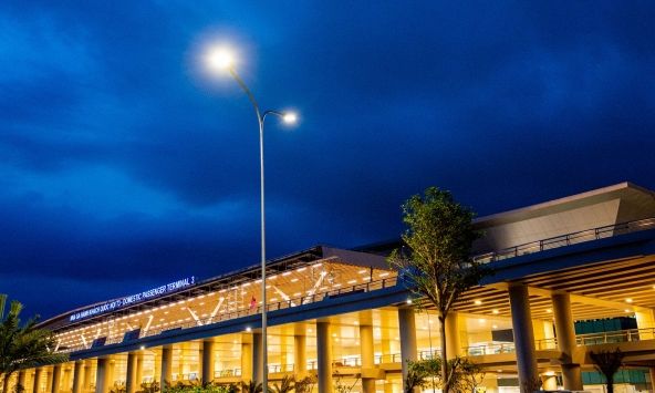 Tân Sơn Nhất lọt top 'Sân bay hàng đầu châu Á', cạnh tranh với sân bay Changi (Singapore)