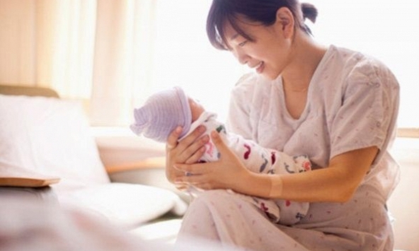 Các mẹ có tin không? Những chuyện luống cuống ngày đầu làm mẹ ấy, sau này đều trở thành kỷ niệm đáng nhớ