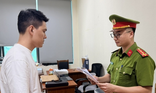 Ra quyết định khởi tố chủ hộ kinh doanh Nguyễn Quốc Hoàng Giang