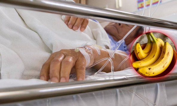 Cụ ông ngừng tim, suýt mất mạng sau khi ăn chuối