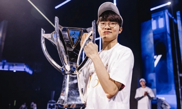 Faker lọt top VĐV có sức ảnh hưởng nhất thế giới, xếp trên Ronaldo