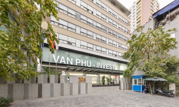 Văn Phú - Invest và bài toán thanh khoản: Đòn bẩy trái phiếu có đủ 'khơi thông' dòng tiền âm?