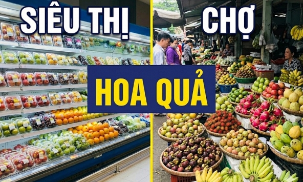 Vì sao nhiều gia đình thích mua hoa quả ở siêu thị hơn ở chợ?