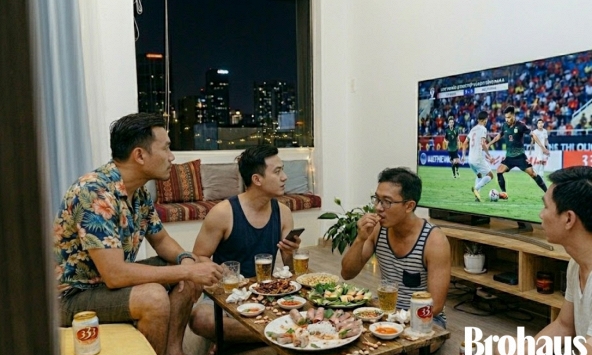 'Anh sang nhà thằng cốt xem bóng cho đỡ ồn con ngủ': Sự thật về những tụ điểm 'Bro-zone' mùa bóng lăn