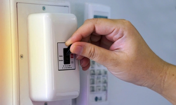 Có cần tắt aptomat sau khi tắt điều hòa không? EVN đưa ra câu trả lời
