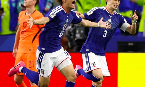 Nghẹt thở ở World Cup: Nhật Bản tùng đòn 'chí mạng' phút 89, 'giật' chiến thắng tưởng như đã bỏ túi của Hà Lan!