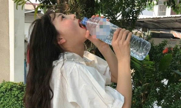 Cảnh báo 4 kiểu uống nước 'tiếp tay' cho đột quỵ, phá hủy mạch máu