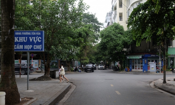Khung cảnh khác lạ tại nơi từng là chợ tạm đông đúc nhất Khu đô thị Trung Hòa - Nhân Chính