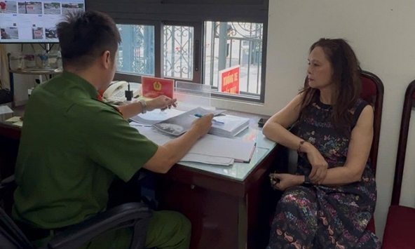 Nữ NSND đình đám gửi đơn đến cơ quan chức vì ký 'hợp đồng kỳ nghỉ'