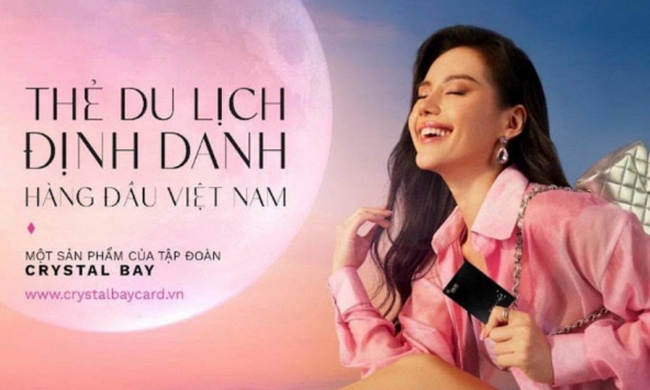 Khánh Linh 'Cô Em Trendy' đang hot rần rần là ai?