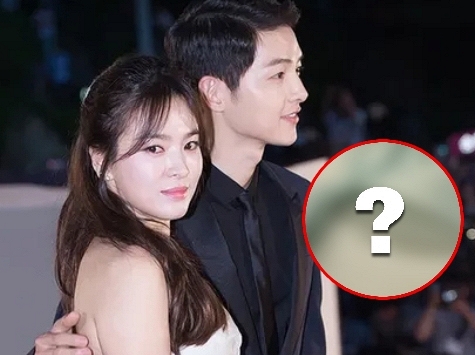 Lộ người tặng quà xa xỉ cho Song Hye Kyo hậu ly hôn Song Joong Ki, nhan sắc đỉnh tới mức được phong thần