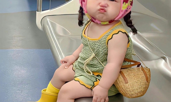 3 vị trí nên thường xuyên chạm vào để giúp trẻ phát triển tốt hơn, nhưng nhiều mẹ lại vô tình bỏ qua