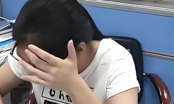 Nữ sinh đỗ ngành Y học cổ truyền trường top đầu, đến khi rà soát danh tính, nhà trường bất ngờ thông báo: 'Em bị hủy bỏ học tịch'
