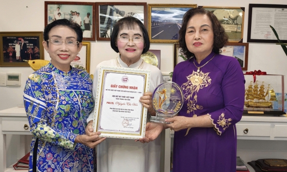 PGS.TS Nguyễn Thị Hòe, Nữ trí thức Việt Nam tiêu biểu năm 2026 và hành trình đưa công nghệ Nano từ vỏ trấu ra thế giới 