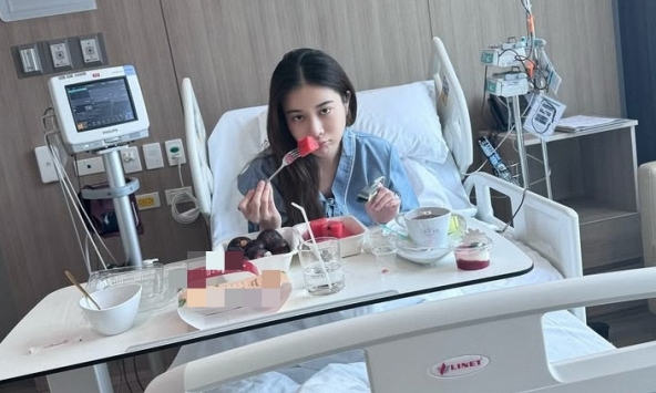 Ngày càng có nhiều người chết vì ung thư dạ dày? Bác sĩ: Mùa hè ăn thịt mỡ còn không hại bằng thích làm 5 việc
