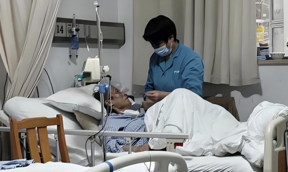 Người đàn ông qua đời sau 2 tháng phát hiện ung thư, vợ xót xa: 'Tôi nhắc mãi mà ông ấy không chịu làm 1 việc'