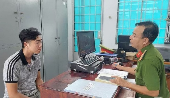  Công an điều tra các giao dịch quét mã QR chuyển khoản: Phạm Đăng Sang SN 1997 ngay lập tức bị bắt