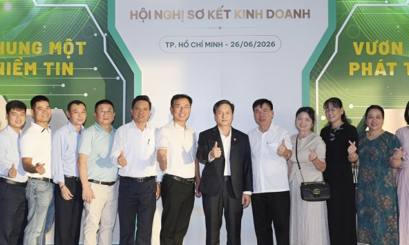 Vượt kế hoạch 6 tháng, Phân bón Cà Mau tiếp tục bứt phá