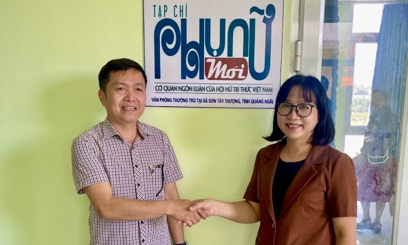 Tạp chí Phụ nữ Mới ký kết hợp tác truyền thông với UBND xã Sơn Tây Thượng