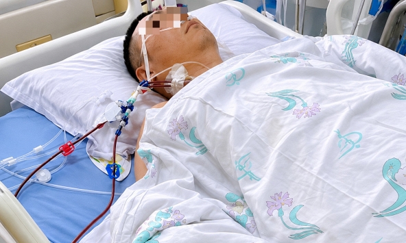Người đàn ông 49 tuổi tử vong vì suy thận, người vợ khóc trong bất lực: Tôi nói nhiều lần nhưng không chịu nghe!