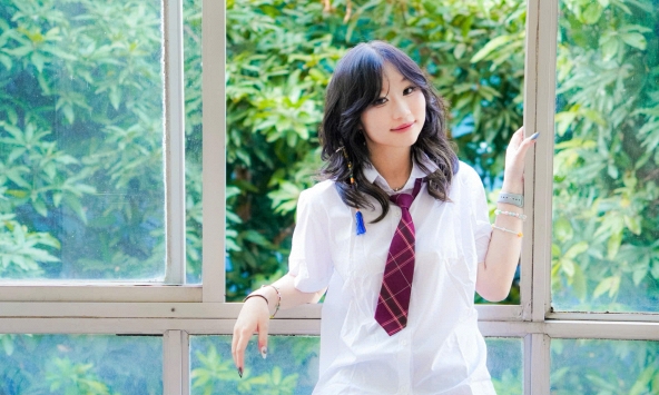 Thủ khoa khối D01 nhận tin vui lúc đang ăn sáng với gia đình ở Bờ Hồ: 'Bố đọc điểm trước, mình còn tưởng bố nhìn nhầm'