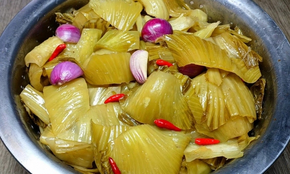 Một nhà 3 người lần lượt mắc ung thư tuyến giáp, “kẻ gây họa” là món nghe tên nhiều người tưởng tốt