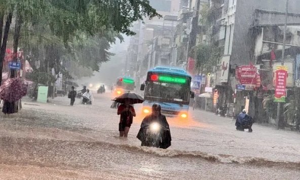 Từ đêm nay, miền Bắc có mưa rất lớn, kéo dài nhiều ngày liên tiếp