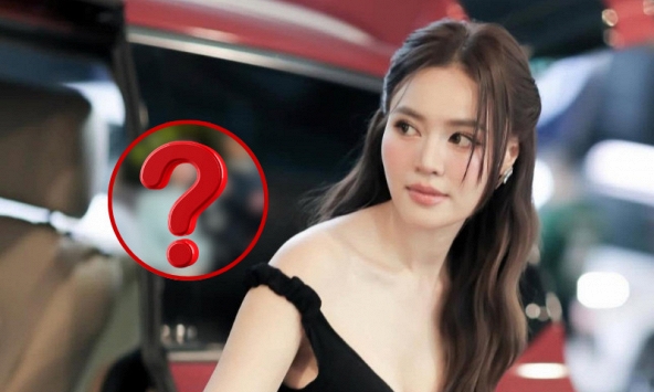 Ảnh chụp lén bóc trần nhan sắc thật của Ninh Dương Lan Ngọc