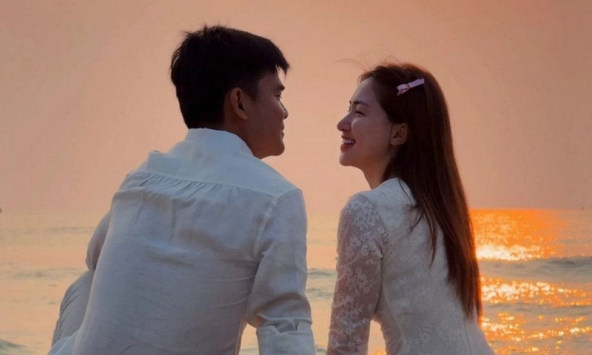Bí ẩn của Hoà Minzy và chồng Đại uý, người dân tộc Sán Dìu
