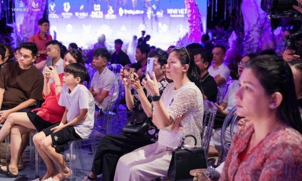 Hàng nghìn lượt khách đổ về 'đại tiệc cưới' lớn nhất Việt Nam tại Grand WeddX 2026