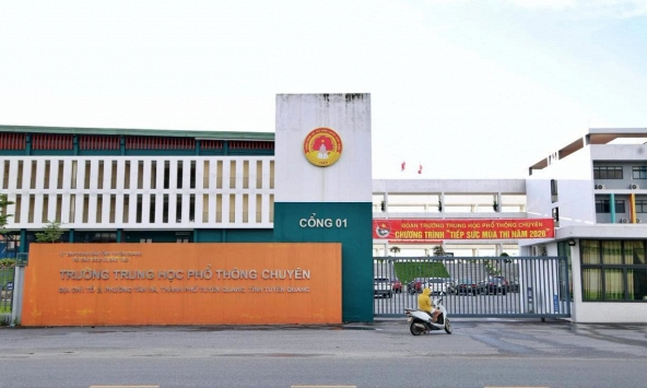 Vụ 147 điểm 10 môn Toán tốt nghiệp THPT tại Tuyên Quang: Xác minh các mối quan hệ giữa giám thị và thí sinh