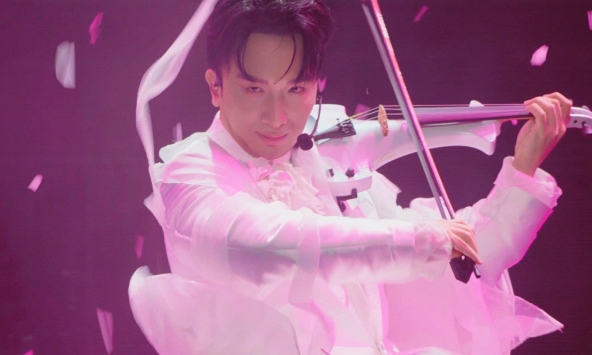 Nghệ sĩ violin gây sốt với màn trình diễn khiến khán giả 'nổi da gà' tại 'Anh trai vượt ngàn chông gai'