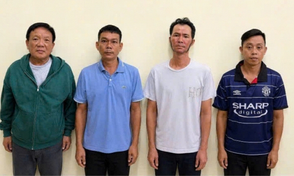 Công an đồng loạt ra quân điều tra hàng tỷ đồng giao dịch qua mạng, bắt Nguyễn Văn Hậu SN 1991 và 3 người