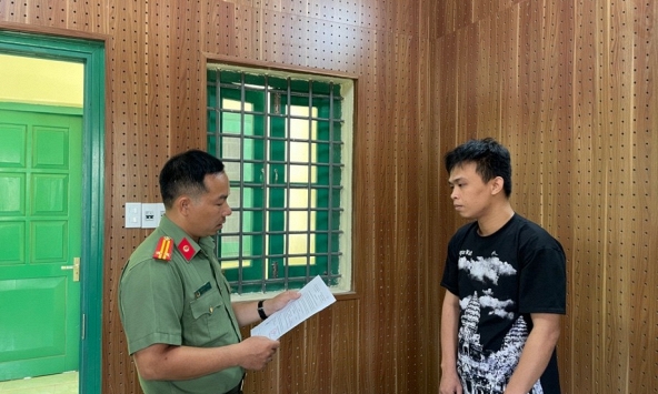 Khởi tố Nguyễn Hữu Khánh SN 1997 cùng 2 người khác, phong toả 178 tài khoản ngân hàng