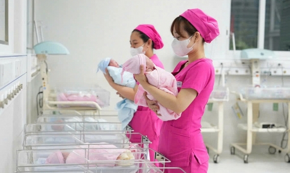 Quy định mới đối với tất cả người lao động sinh con thứ hai từ ngày 1/7