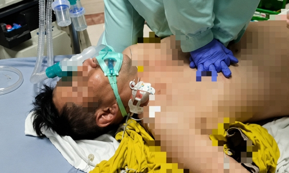 Người đàn ông 56 tuổi tử vong giữa đêm, bác sĩ cảnh báo: Đêm nhịn khát còn hơn uống 4 thứ 'đồng phạm' với đột quỵ